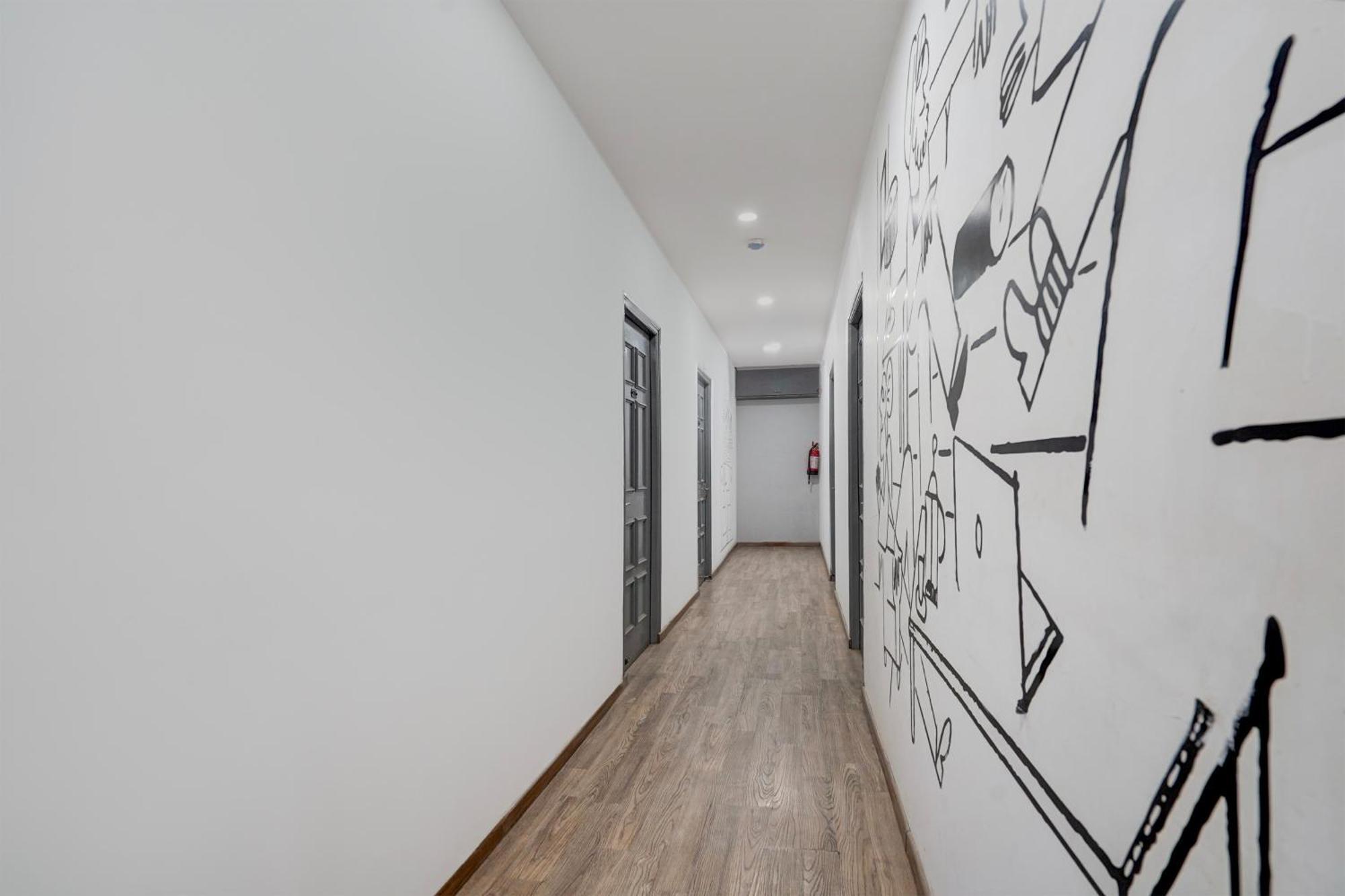 Super Townhouse Gomti Nagar Sector 6 Near Ekana Stadium ลัคเนา ภายนอก รูปภาพ